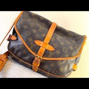 Authentic Louis Vuitton Cross body handbag